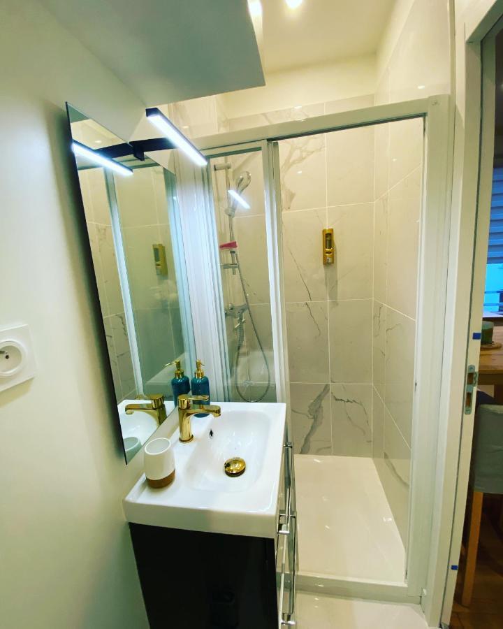 Апартаменты Chaleureux Studio Climatise Анже Экстерьер фото